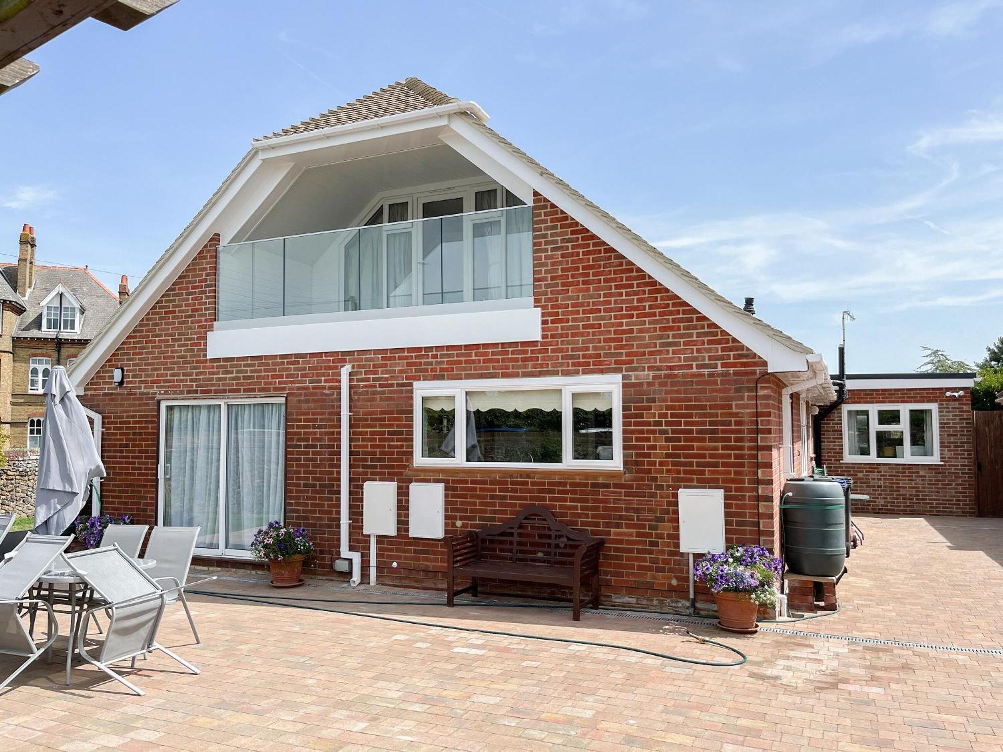 The Fairway Villa Westgate-on-Sea Exterior photo