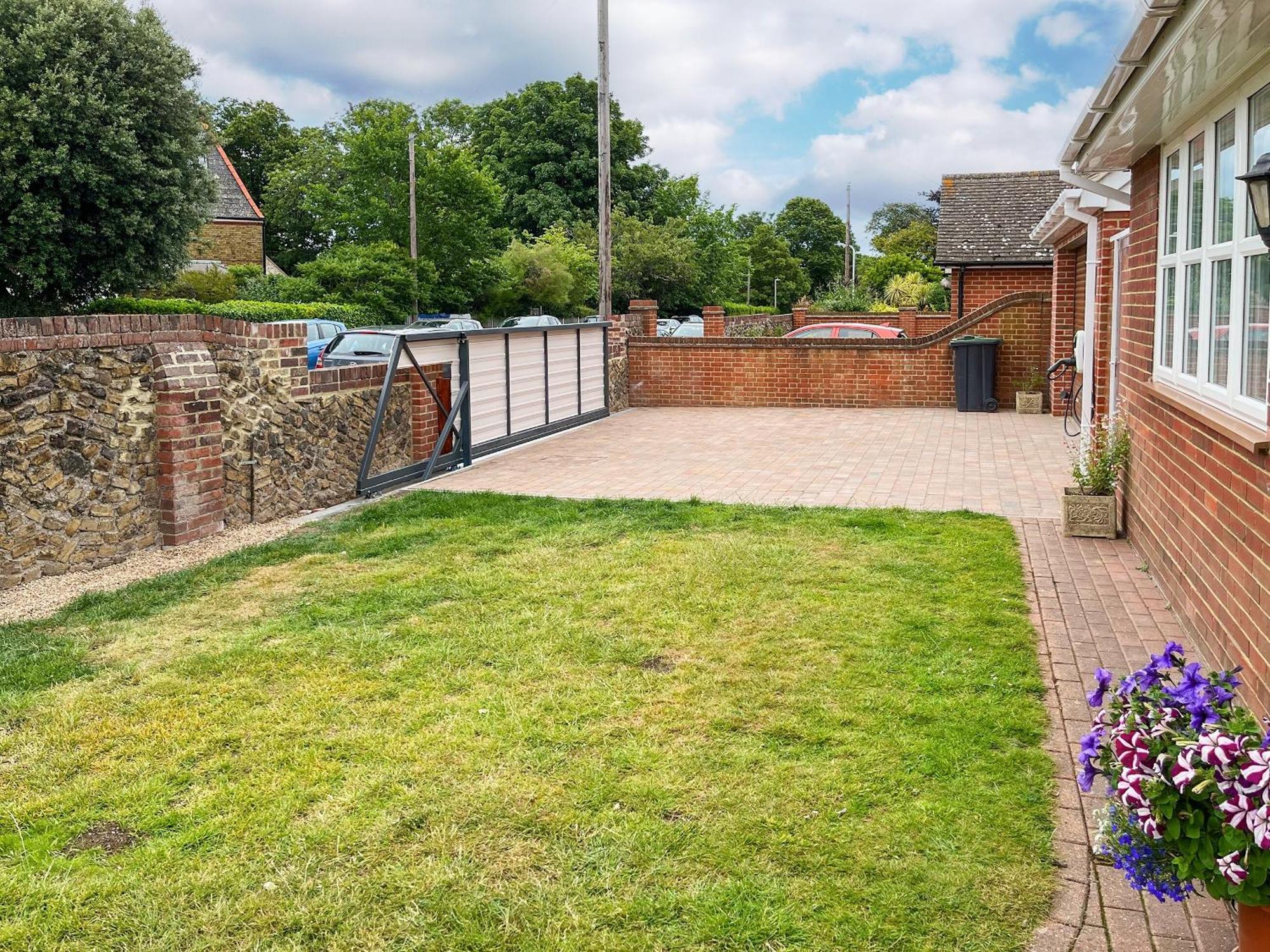 The Fairway Villa Westgate-on-Sea Exterior photo